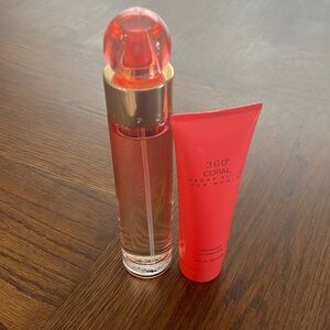 Perry Ellis 360 Coral EDT 3.4oz and shower gel set